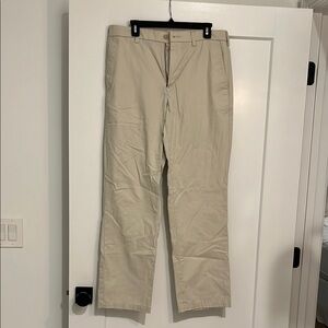 Dockers Men's Beige Chinos